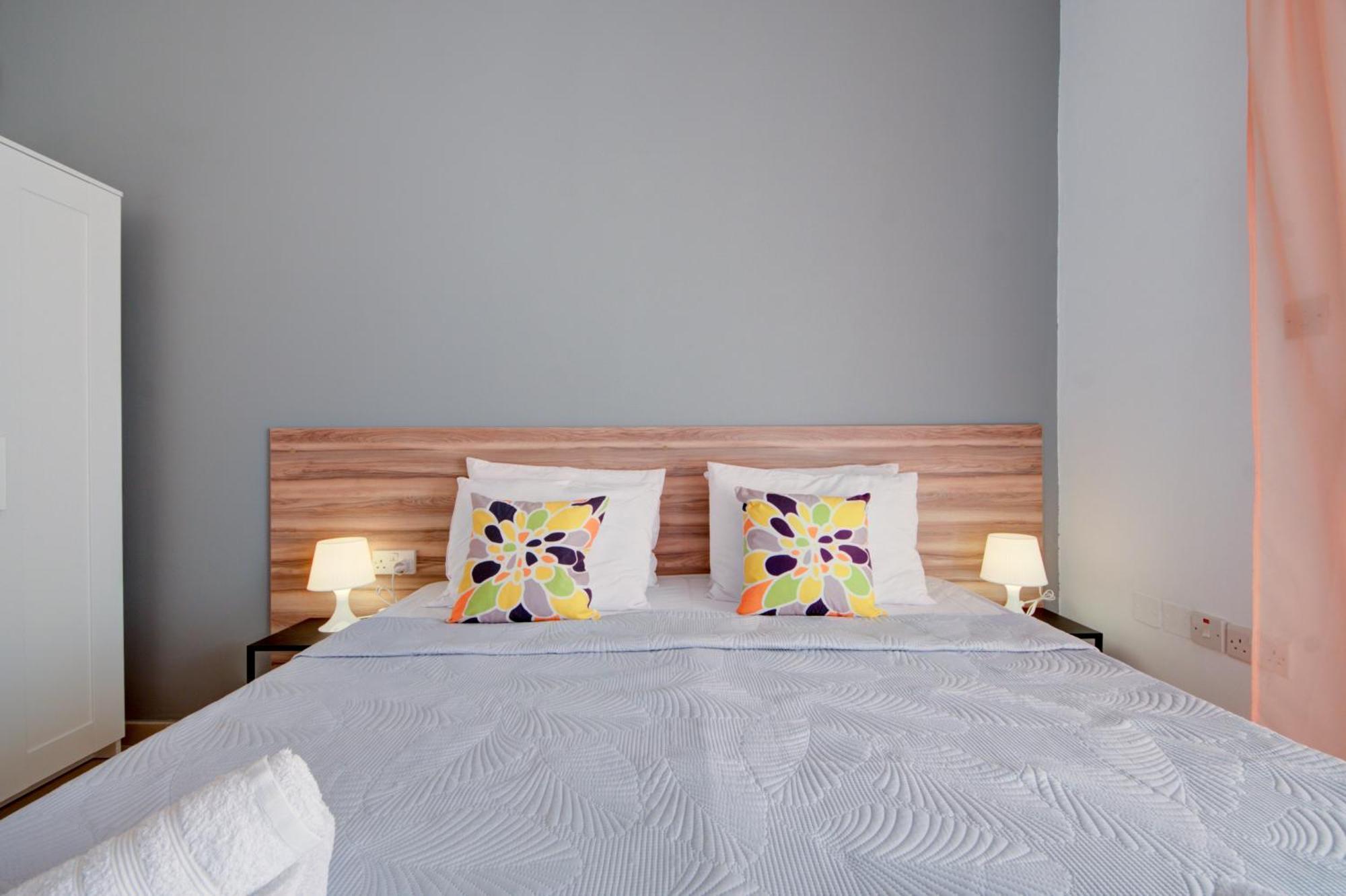 Apartament Don Rua Court 3 Bedroom By Shortletsmalta Sliema